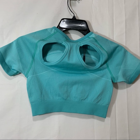 Gymshark Ultra Seamless Crop Top in Spearmint Green Size Small - Picture 8 of 11